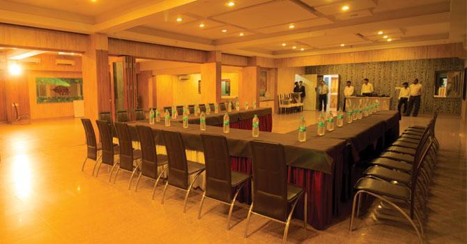Hotel Aryan Jharsuguda Bagian luar foto